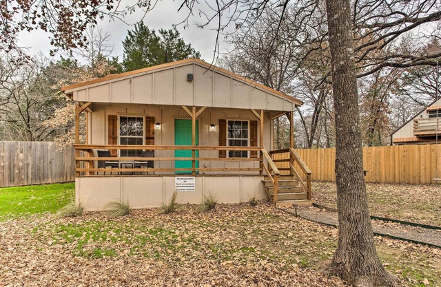 Gordonville Studio Near Golfing & Fishing!