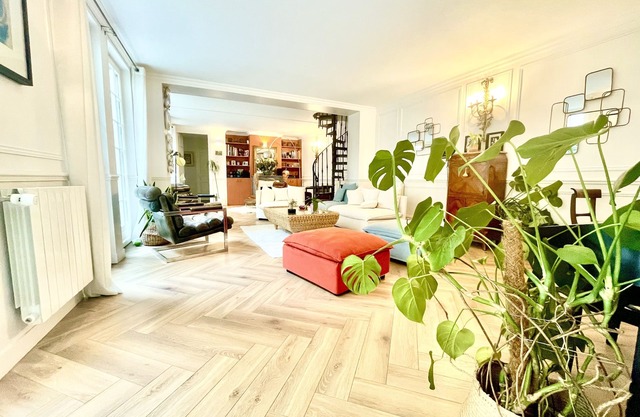 Gorgeous 5 Bedroom Parisian Home
