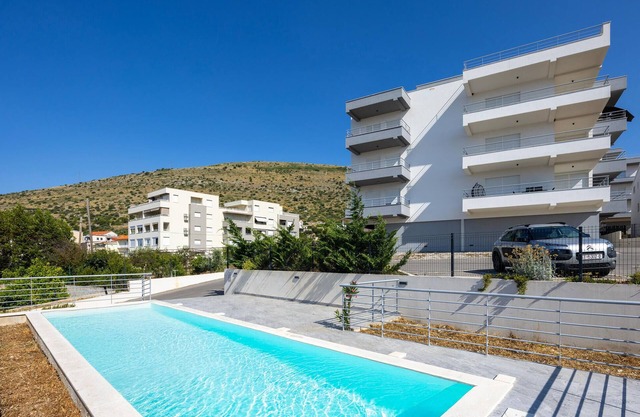Gorgeous apartment in Seget Donji with WiFi