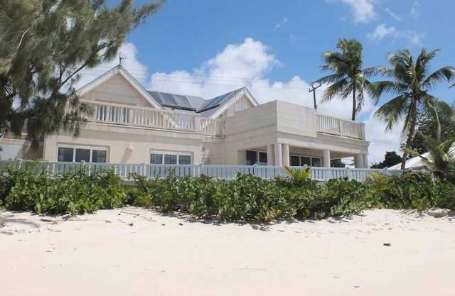 Gorgeous beach front villa. Approved Villa.
