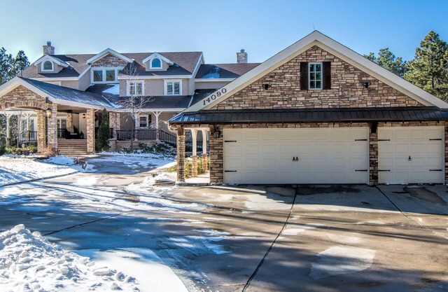 Gorgeous Colorado Farmhouse Getaway in Forest, yet 10 min from town: NO EVENTS