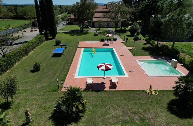 Gorgeous cottage in the heart of Maremma with swimming pool and Jacuzzi.
