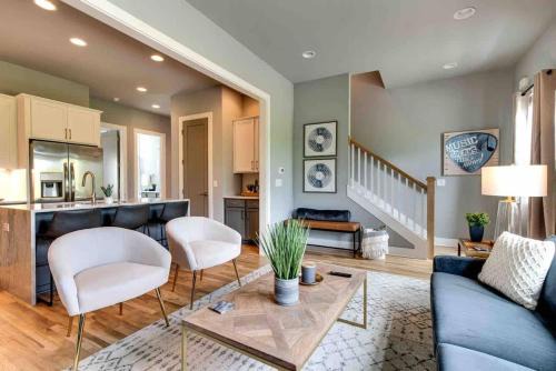 Gorgeous Nashville Home w Incredible Rooftop