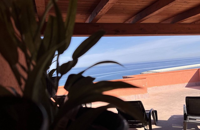 GORGEOUS PENTHOUSE WITH SEA VIEW GIUSI BREATHTAKING . FREE WIFI INTERNET !