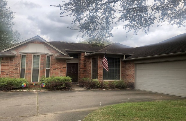 Gorgeous, Relaxing & FUN Entire House near Beach, Lake, and Kemah Waterfront