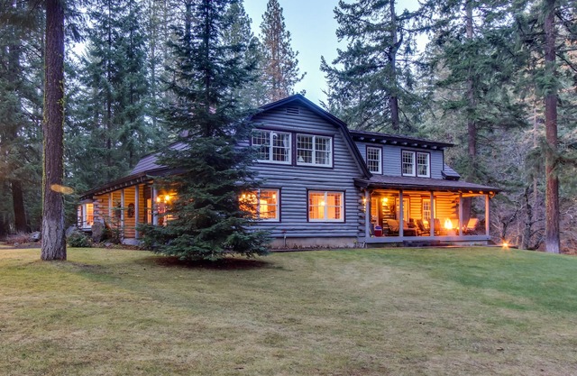 Gorgeous Riverfront Home & Guesthouse with Deck, Firepits & Media Room