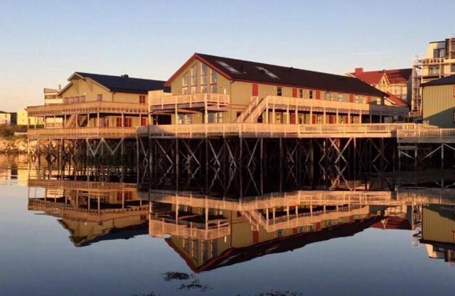 Grønnbuene Rorbu Hotel