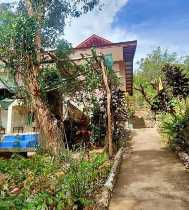 GRACIAS HIDDEN VIEW HOME of Ellai