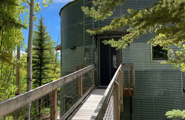 Grain Bin House in the Heart of Philipsburg