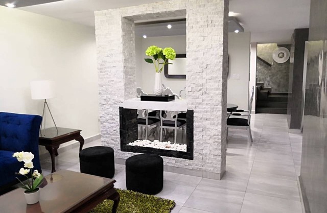 GRAN ALOJAMIENTO:) 5 HABITACIONES CON BAÑO Y CLIMA
