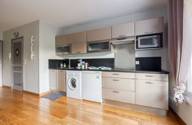 Grand Studio Moderne & Cosy - Near Paris - CDG Airport - Disney/Parc Asterix