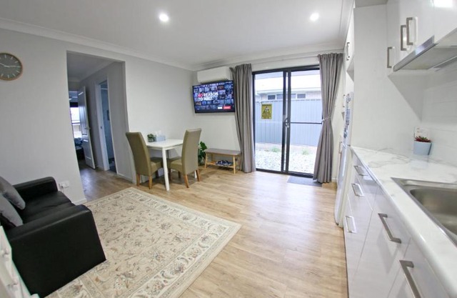 Granny Flat next to golf course