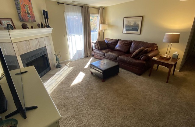 Great 2bd, 2ba condo location in Boulder/Gunbarrel, CO