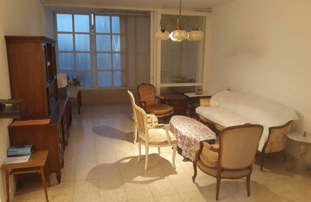 Great clean family apartment 5 min. walk from the beach and seaside promenade
