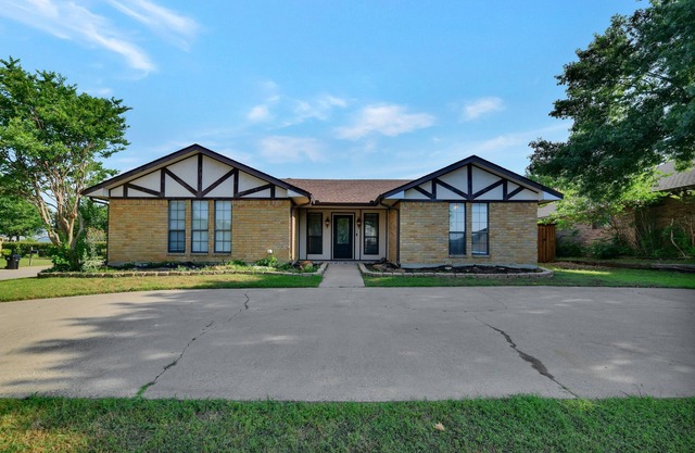 Great Home with Southern Charm and Great Space