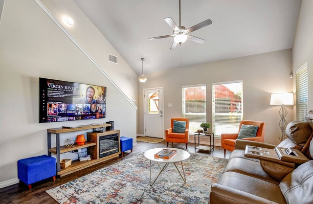Great Location - .6 Miles from Main St