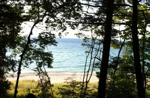 Great location! Walkable & lovely sunsets! Walk everywhere.