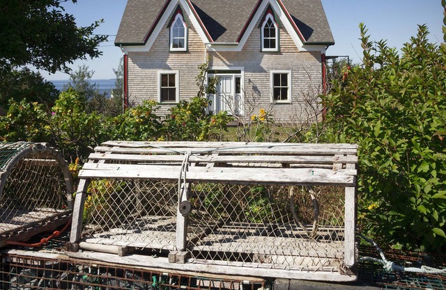 GREEN GABLES Captain`s Cabin