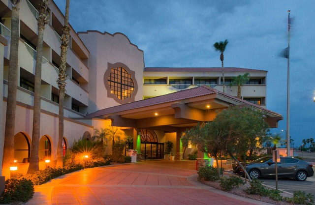 GreenTree Hotel Phoenix West