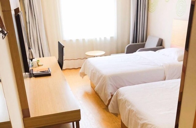 GreenTree Inn Binzhou Wudi Ginza Square Express Hotel