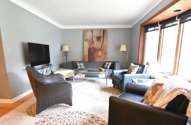Grosse Pointe area updated ranch