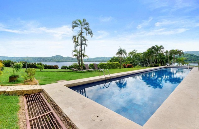 Ground-Floor Condo Near Beach & Marina by SPCR