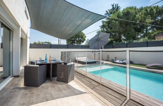 Ground floor semi-detached villa with private garden and swimming pool-close to sea and golf course