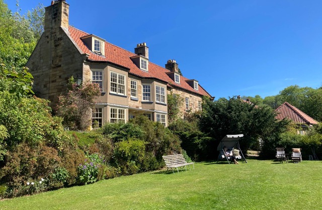 Groves Hall Garden Apartment Whitby