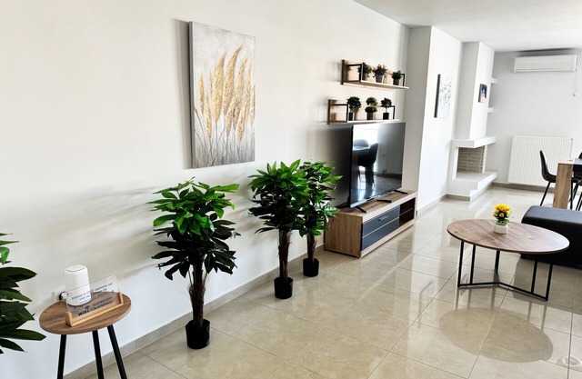 Gtrip Nea Smyrni Floor Apartment 5F