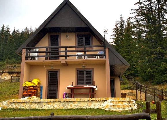 Guest House Đina
