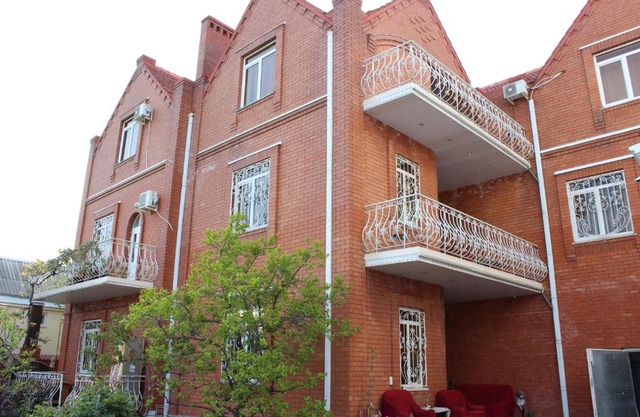 Guest House on Lunacharskogo