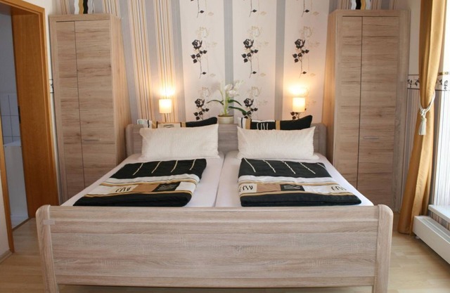 Guest room 1 - Apartments tile