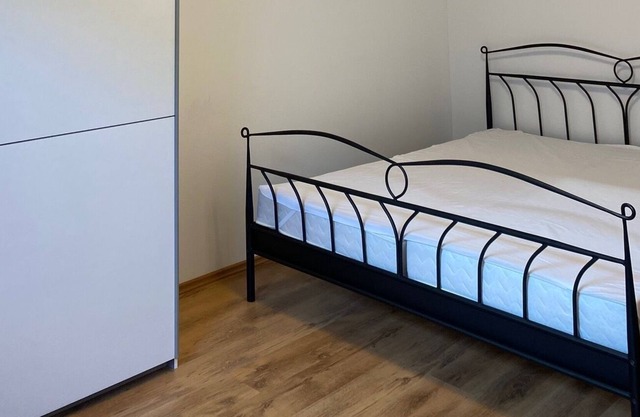 Guest rooms for rent in a quiet location