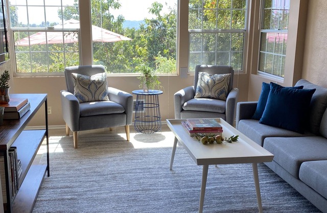 Guesthouse nestled in acres of organic avocado and pixie tangerine orchards.