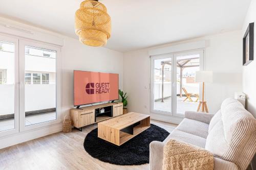 GuestReady - A Touch of Elegance in Romainville