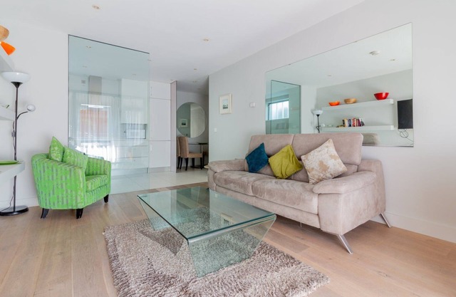 GuestReady - Baggot Street Living