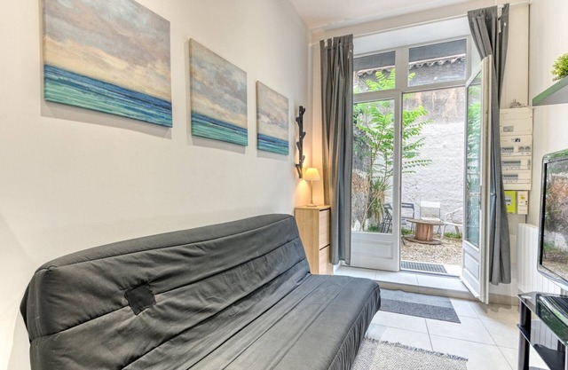 GuestReady - Tranquil city escape in the 3rd arr.