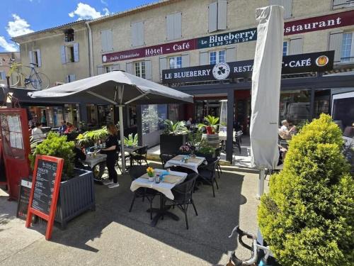 Hôtel-Restaurant Le Blueberry