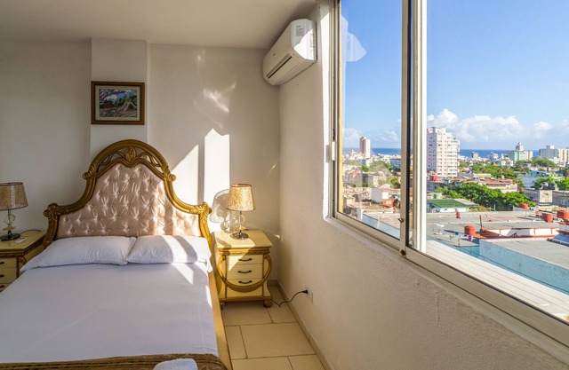 H&L Luxury Apartment