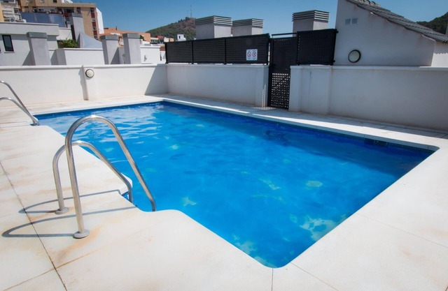 H2M Refino 2 bedrooms apartment pool in center
