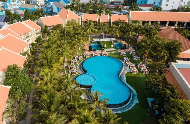 Ha Tien Xua Hotel & Resort