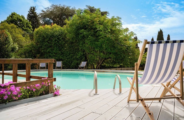 Half Moon Room in Domus Anson Silj, your stay in an oasis of tranquility