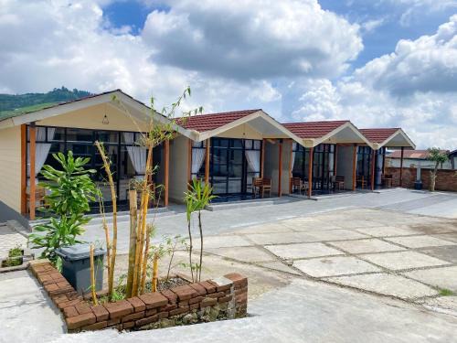 Halona Resort Guci