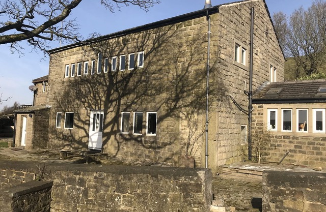 Halstead Green 5 double/twin Farmhouse in Colden, near Hebden Bridge