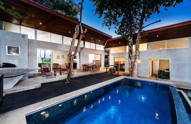 Hammock House: Your Private Oasis Near Tamarindo