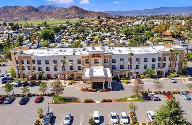 Hampton Inn And Suites Hemet