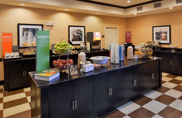 Hampton Inn Pecos