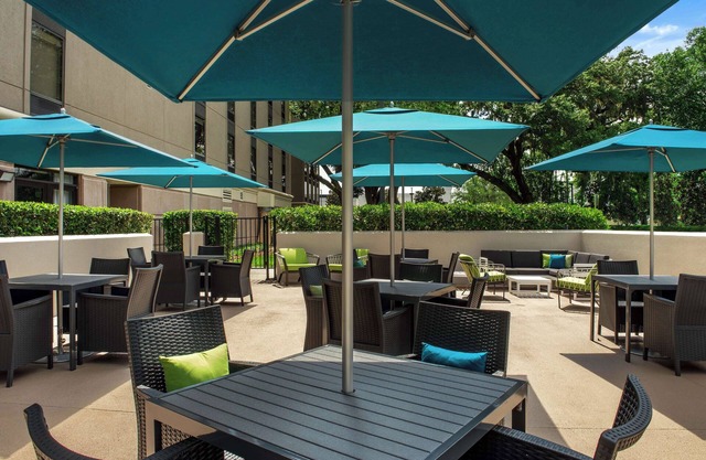 Hampton Inn & Suites Lake Mary At Colonial Townpark