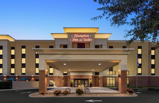 Hampton Inn & Suites Tampa Busch Gardens Area