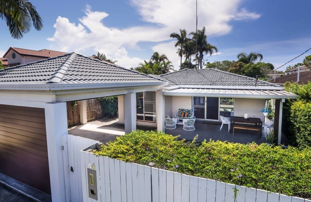 Happy Dayz - Palm Beach Dog Friendly Beach House
